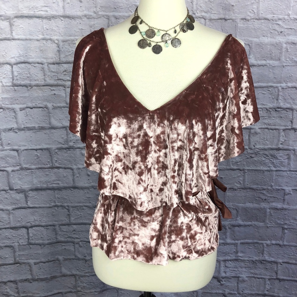 Zara Ruffled Top w/Fabric Belt - NWT - Large